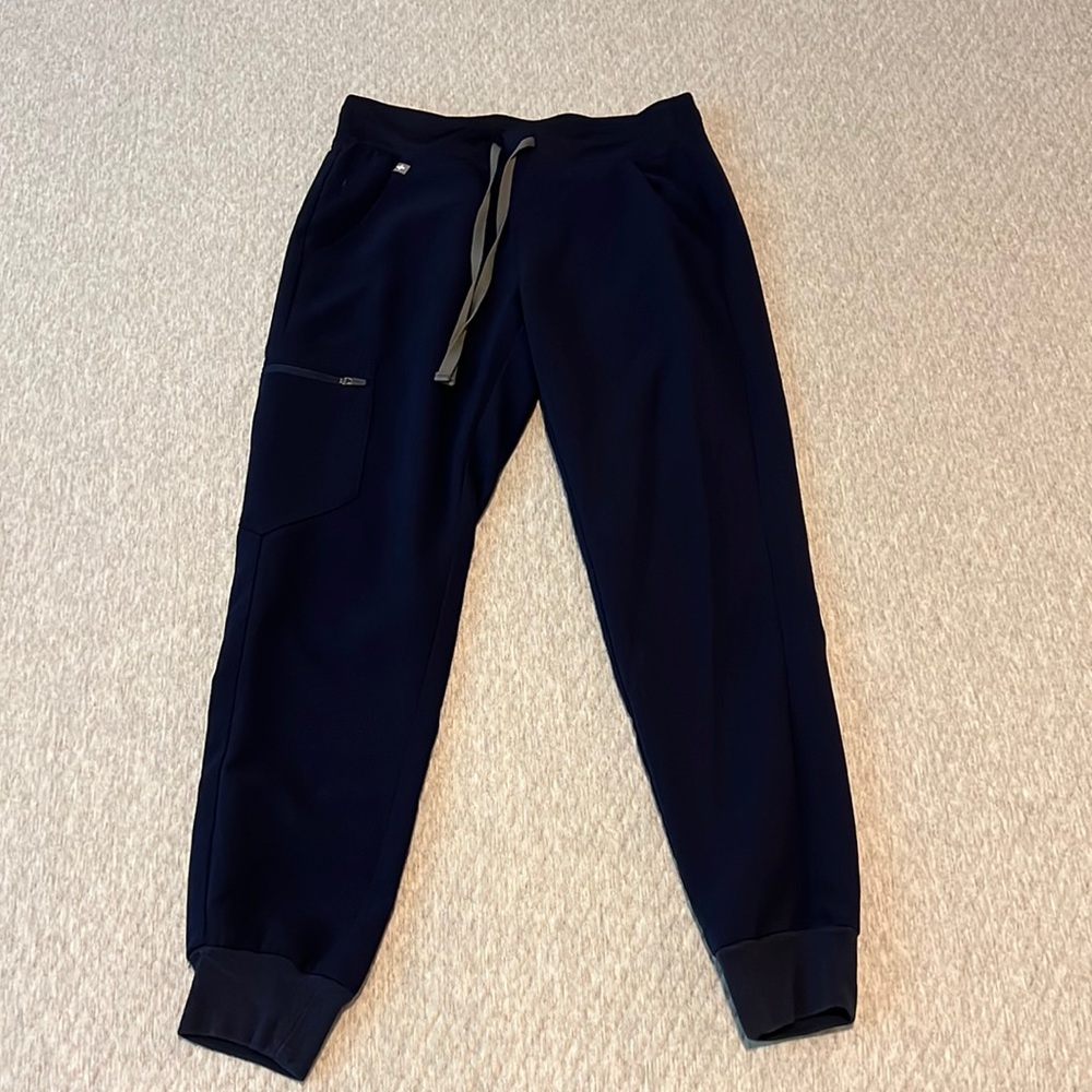 FIGS joggers